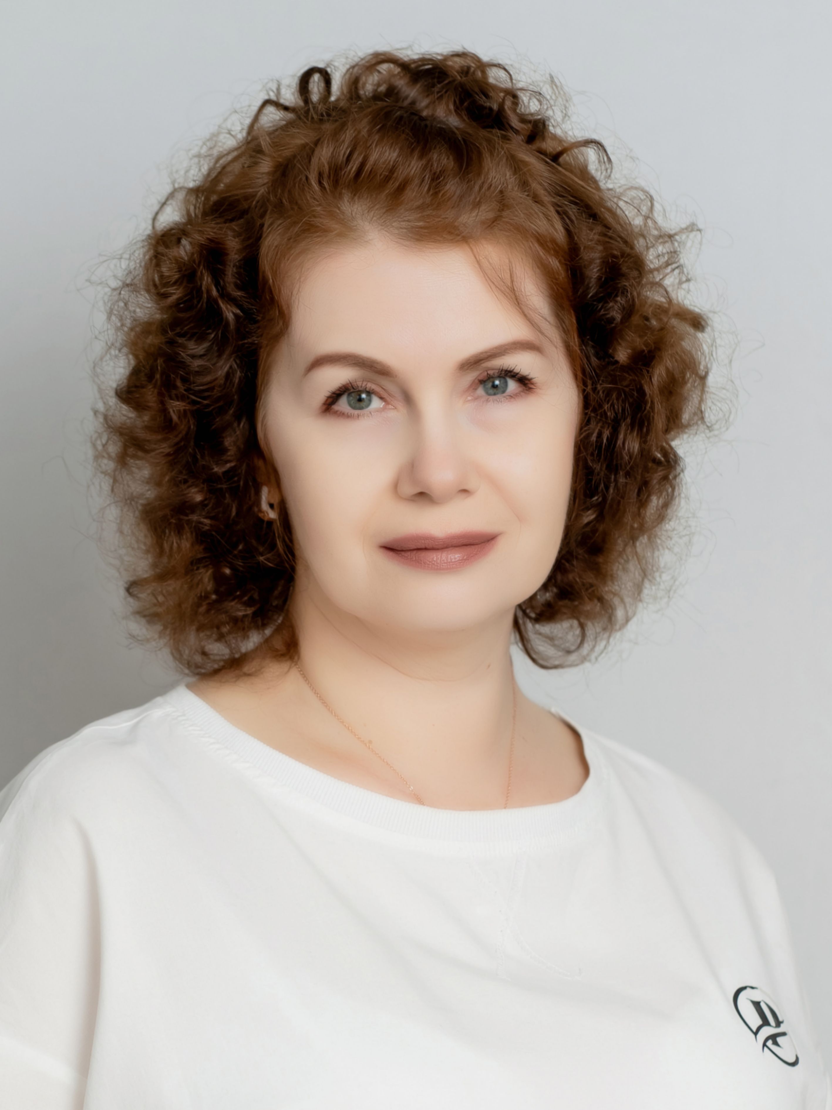 Изварина Светлана Александровна.